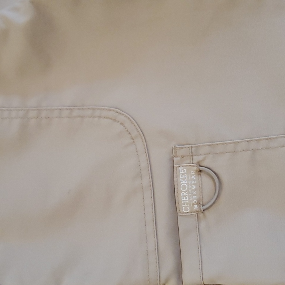 Womans Cherokee Khaki Scrub Cargo Pant, Size XS Petite - Picture 7 of 7